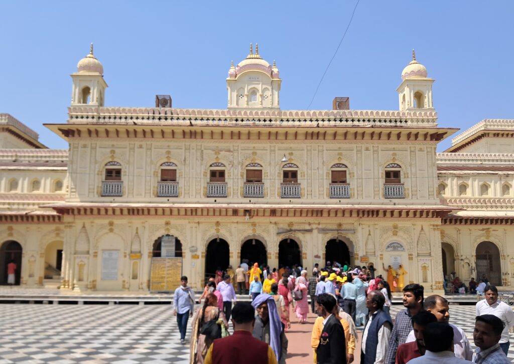 Exterior of Kanak Bhawan